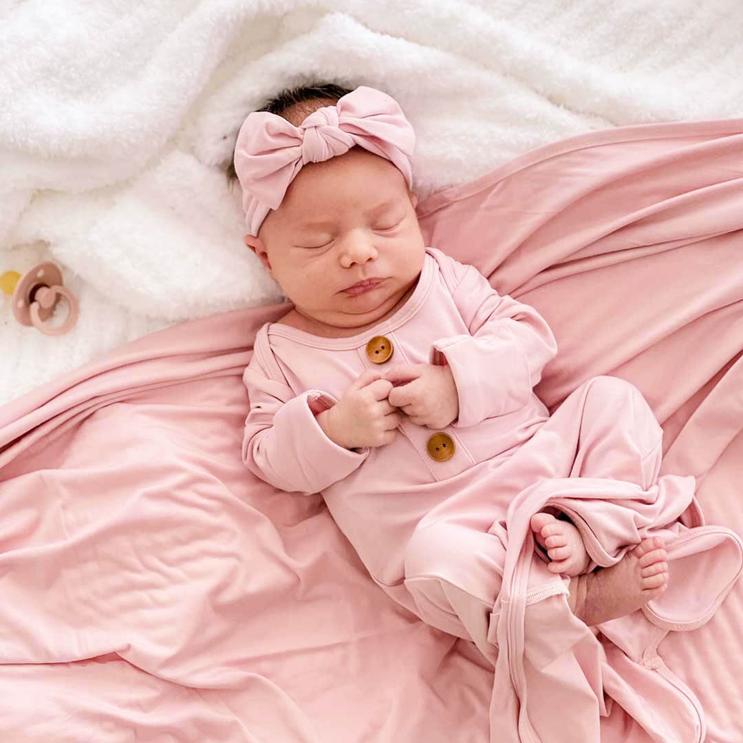 Bamboo Baby Knot Gown & Hat | Solid Petal Pink
