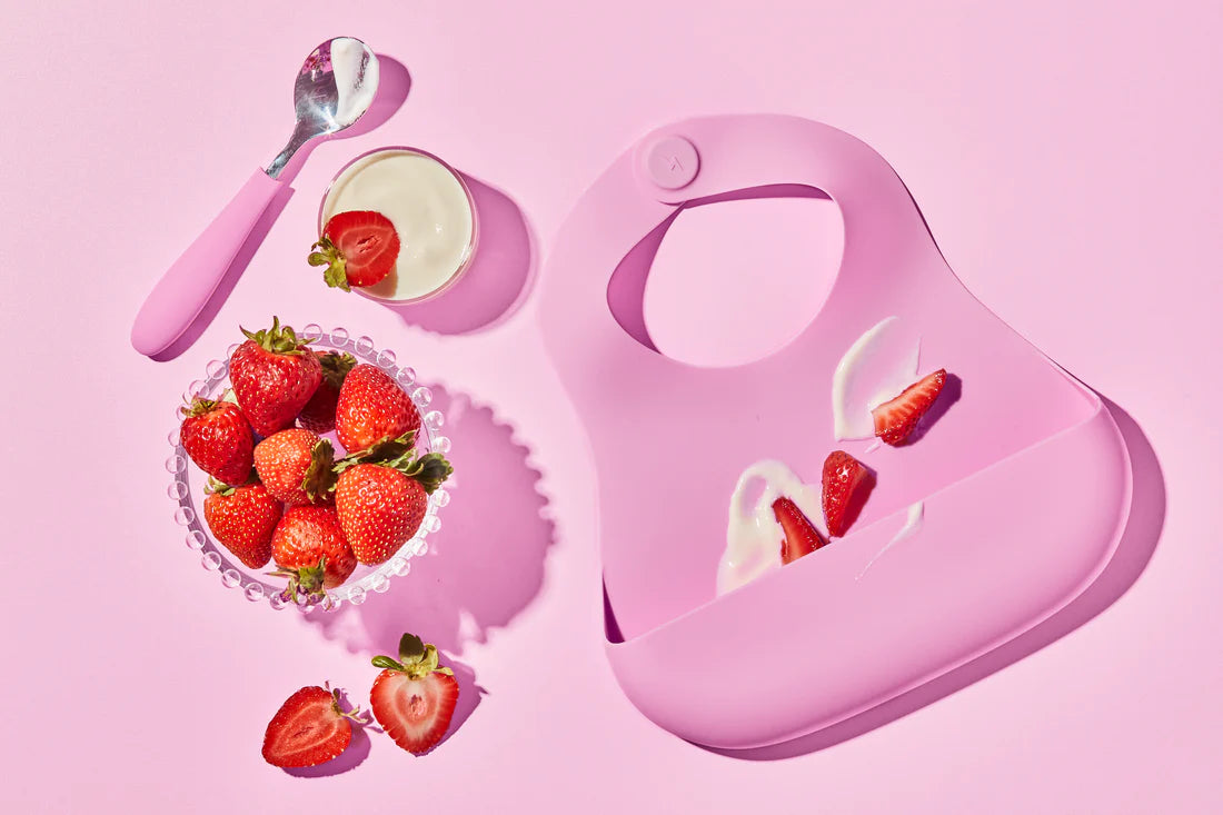 Magnetic Bib - Strawberry Dream