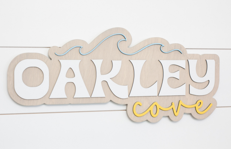 Sugar + Maple Personalized Bubble Wood Sign | Wave