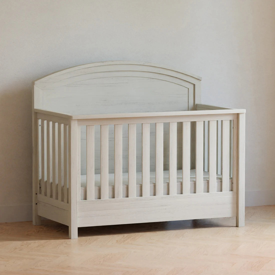 Hemsted 4-in-1 Convertible Crib