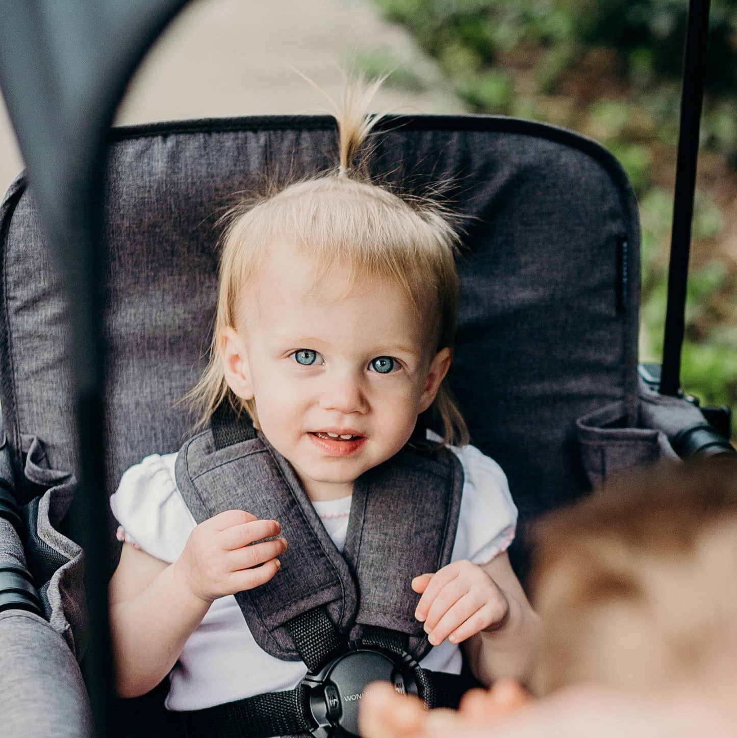 Wonderfold W2 Elite Double Stroller Wagon (2 Seater)