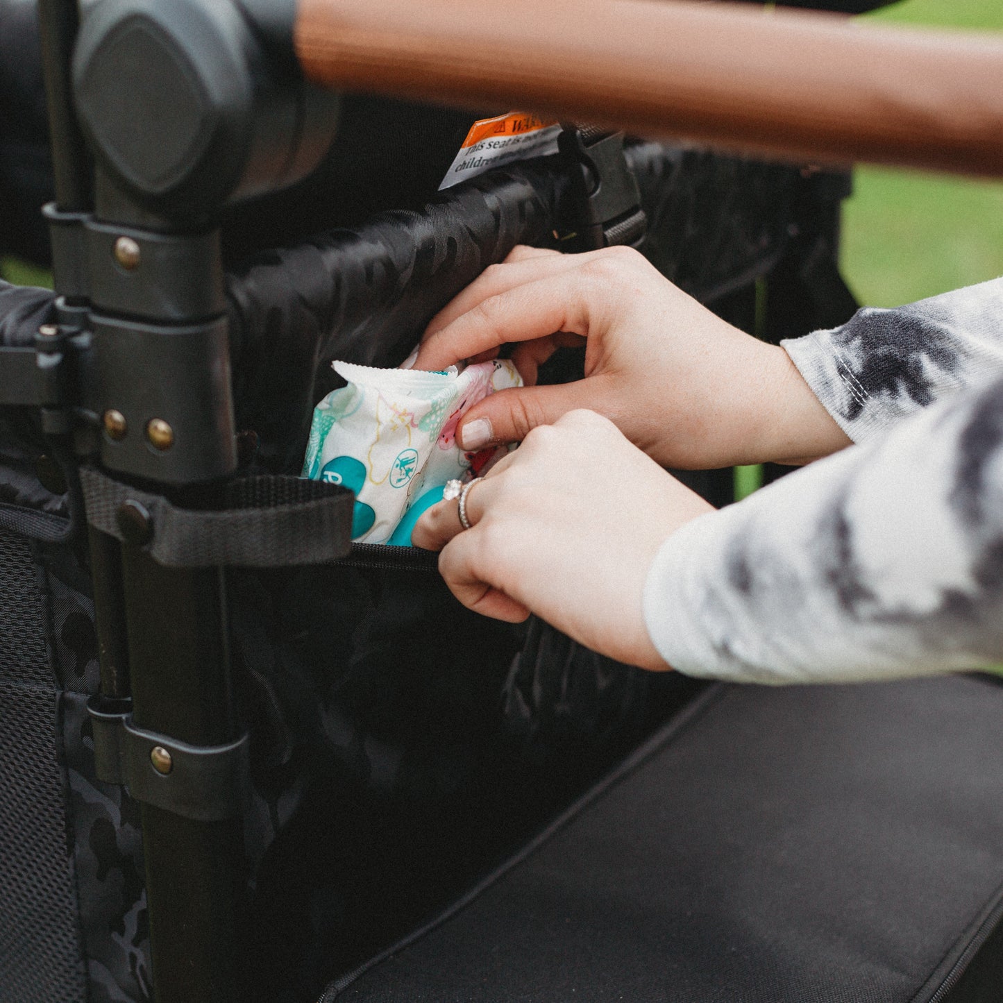 Wonderfold W2 Luxe Double Stroller Wagon (2 Seater)