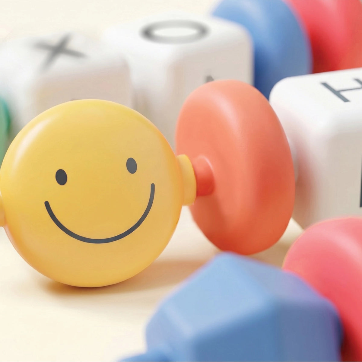 Connect & Play™ - 14 Sensory Pop Beads - Smile