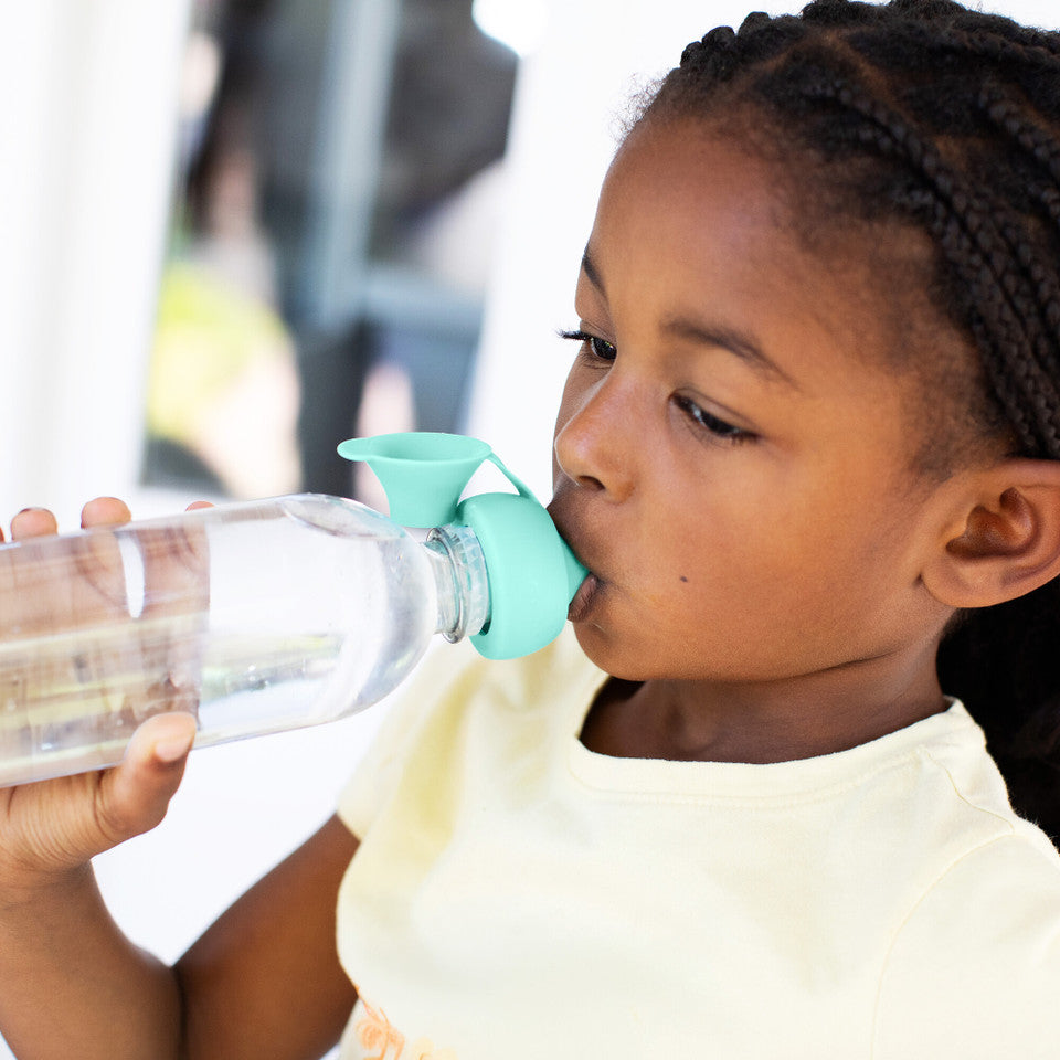 Boon SNUG™ Sip Universal Water and Juice Bottle Topper with Spill Proof Valve – 2 Toppers and 2 Cases