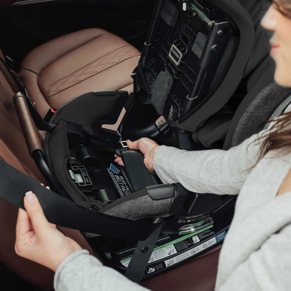 Veni™ Convertible Car Seat