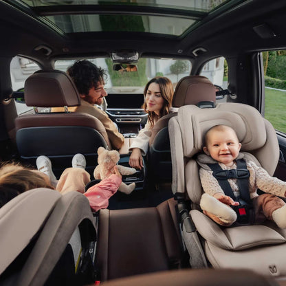 Veni™ Convertible Car Seat