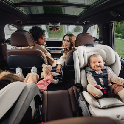 Veni™ Convertible Car Seat