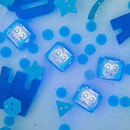 Glo Pals Light-Up Cubes