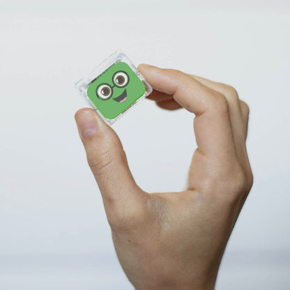 Glo Pals Light-Up Cubes