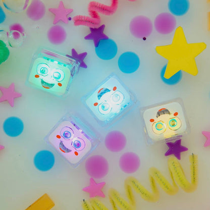 Glo Pals Light-Up Cubes