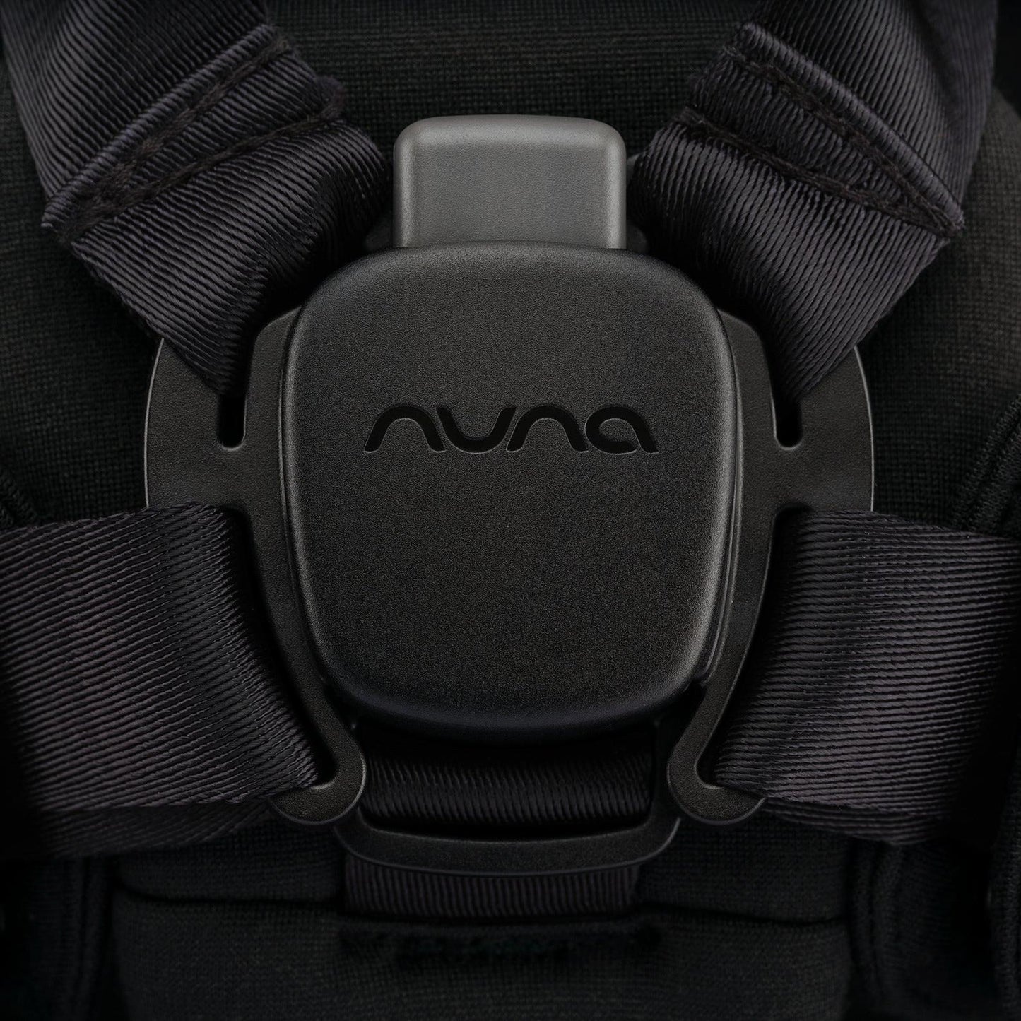 Nuna BRYN High Chair + Newborn Rocker Seat