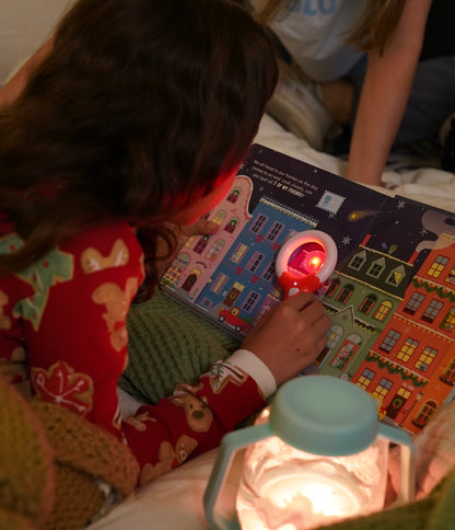 Light-Up Library - Seek & Find with Scoops the Snowpal