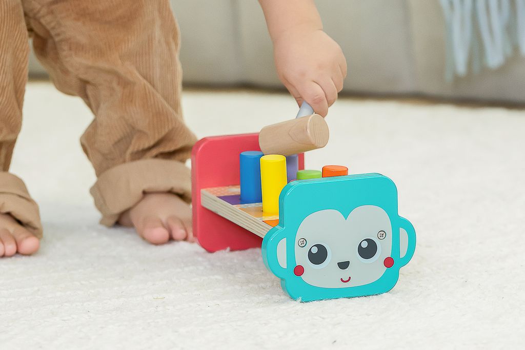 Tap & Learn Wooden Hammer Bench