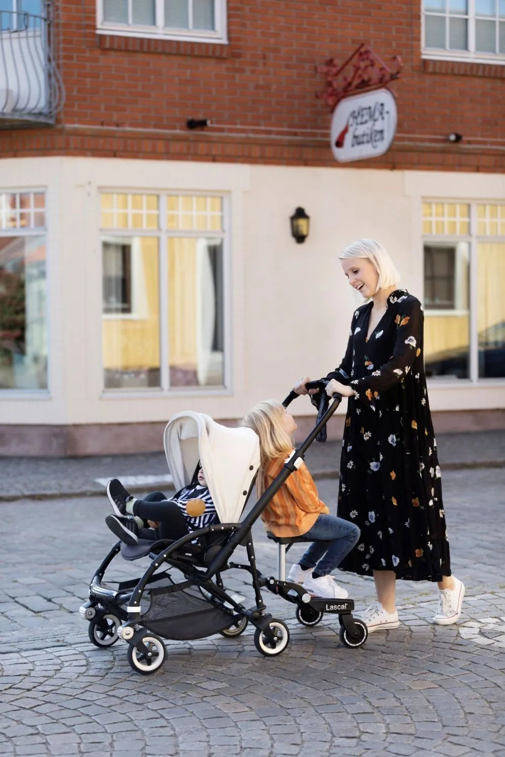 BuggyBoard Maxi+ Black With Grey Saddle Seat